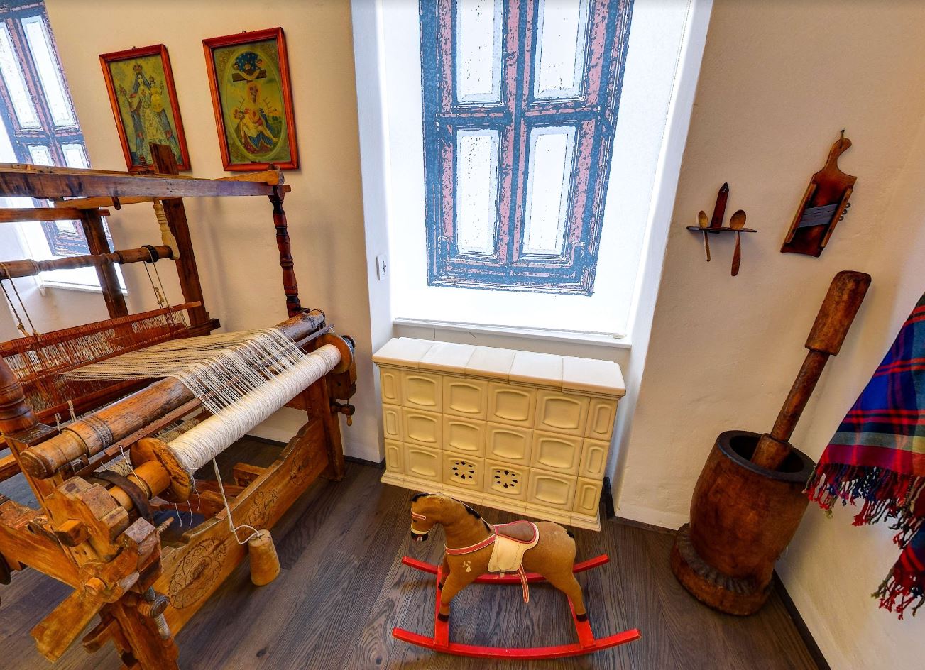 Elektrická_kachlová_akumulační_kamna_muzeum Beskyd_frydek_Mistek